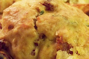 Tomate-Mozarella-Muffins