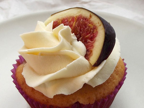 Feigen-Cupcake mit Honig-Mascarpone-Topping