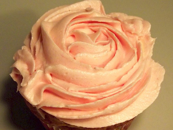 Buttercreme-Rose einfarbig